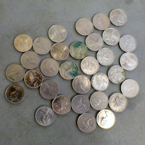 56 - Coins and medallions: to include a 1986 Commonwealth Games commemorative &pound;2; and commemorative... 