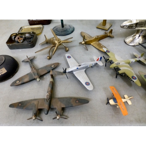 60 - Cast metal diecast and composition model aeroplanes&nbsp; largest&nbsp; 10