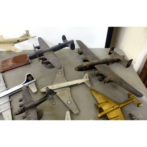 60 - Cast metal diecast and composition model aeroplanes&nbsp; largest&nbsp; 10