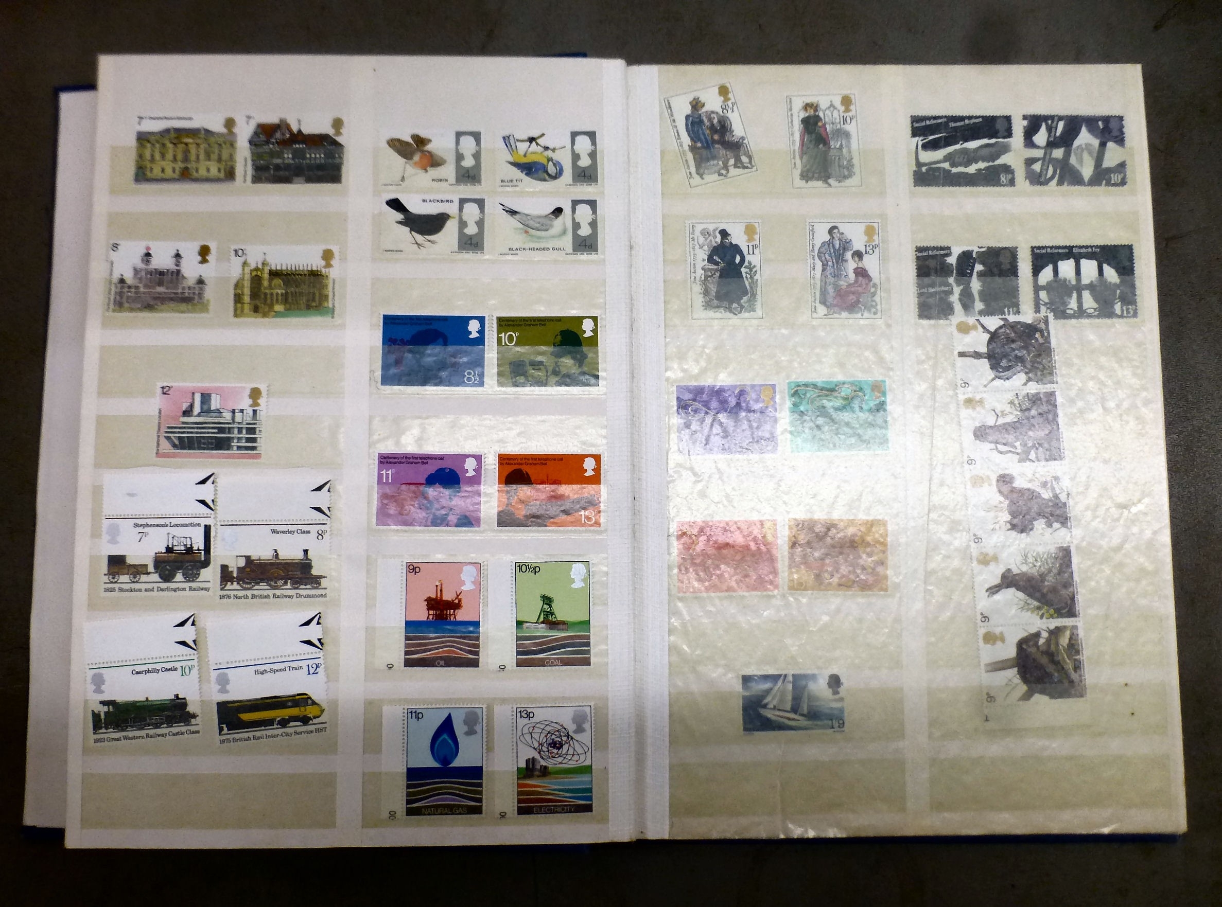 Uncollated postage stamps: to include American commemorative issues; UK ...