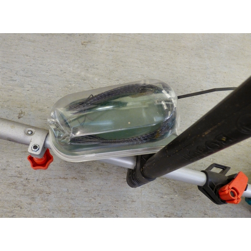 15 - Bosch electric garden tools, viz. an ALS30 leaf blower&nbsp; 46