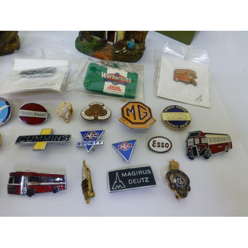 309 - A mixed lot: to include a Thomas & Williams brass Tilley lamp  10