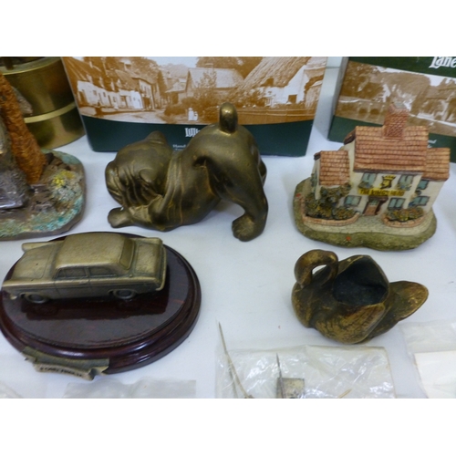 309 - A mixed lot: to include a Thomas & Williams brass Tilley lamp  10