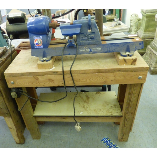 60 - A bench mounted Record RPML 300 lathe&nbsp; 33