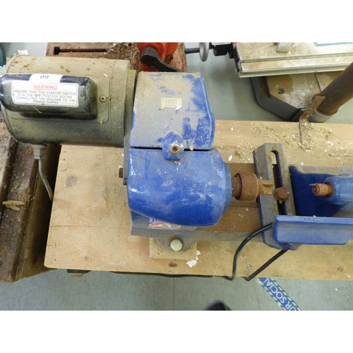 60 - A bench mounted Record RPML 300 lathe&nbsp; 33