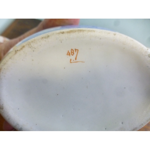 109 - Ceramics, viz. six items of late 18th/early 19thC (possibly Spode) porcelain tableware: to include a... 
