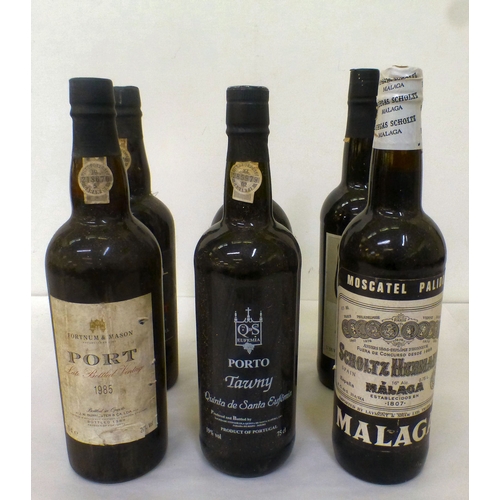 117 - Alcohol: to include four bottles of Port, viz. a Fortnum & Mason  1985; an Offley BoaVista  1960... 
