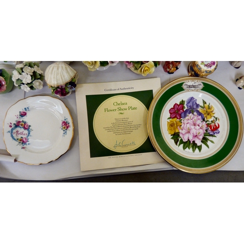 119 - Decorative ceramics: to include a Royal Doulton porcelain figure 'Kathy'  HN3305  7