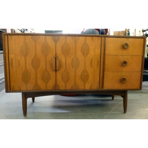 197 - A Vanson Robert Heritage mixed fruitwood sideboard with an arrangement of two doors and three drawer... 