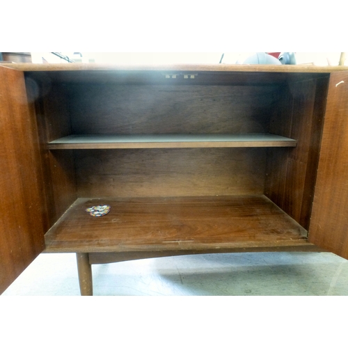 197 - A Vanson Robert Heritage mixed fruitwood sideboard with an arrangement of two doors and three drawer... 