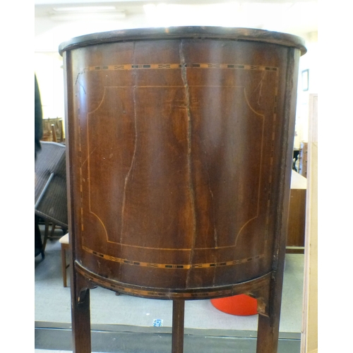 199 - An Edwardian string and ebony inlaid mahogany jardinière stand, raised on three carved legs, united ... 