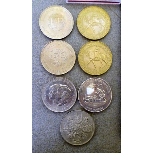 204 - Uncollated collector's coins: to include a silver proof example&nbsp; cased