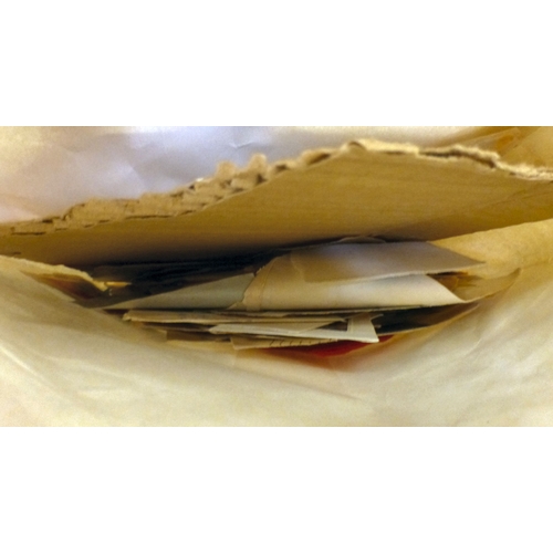 206 - Uncollated postage stamps: to include Presentation packs