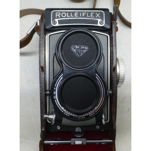 70 - Photographic equipment and accessories: to include Pentax and other lenses