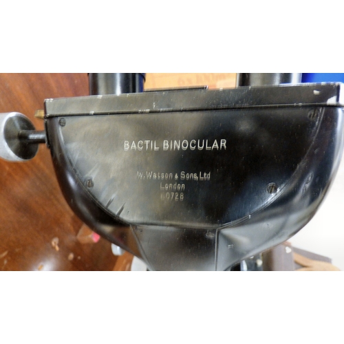 85 - A mixed lot: to include a W.Watson & Sons Ltd of London, model no.28764 x1.5 microscope