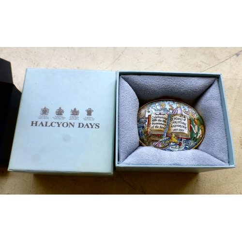 99 - A mixed lot: to include a Remington typewriter; and an embossed brass magazine rack&nbsp; 11