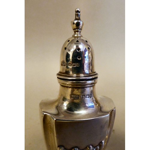14 - A pair of Edwardian silver pedestal pepper pots  Sheffield 1900  4