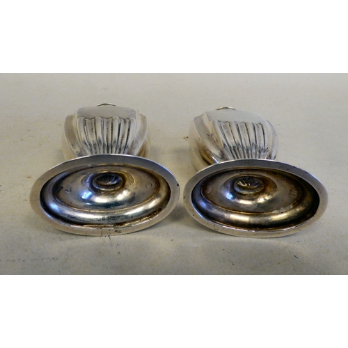 14 - A pair of Edwardian silver pedestal pepper pots  Sheffield 1900  4