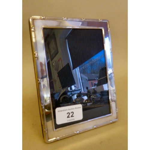 Lot 22        