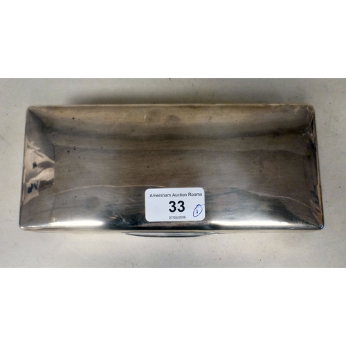 33 - A silver cedar lined cigarette box with a hinged lid&nbsp; London 1921&nbsp; 8