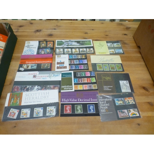 Uncollated postage stamps: to include examples from various continents