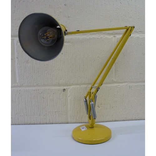 Lot 20        