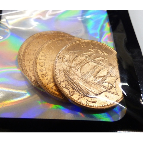 24 - Uncollated British coins: to include pre-decimal,  non-precious examples