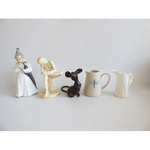 42 - Decorative items: to include a trio of Torino pottery decanters; and a bronzed finished mouse  4