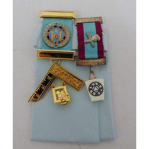 7 - Masonic related items: to include an apron and white gloves
