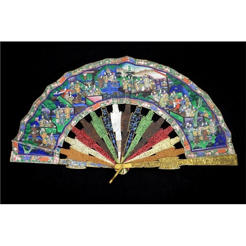 135 - λ A 19th century Chinese Canton variegated sticks 1000 faces mandarin export fan, Qing dynasty, with... 