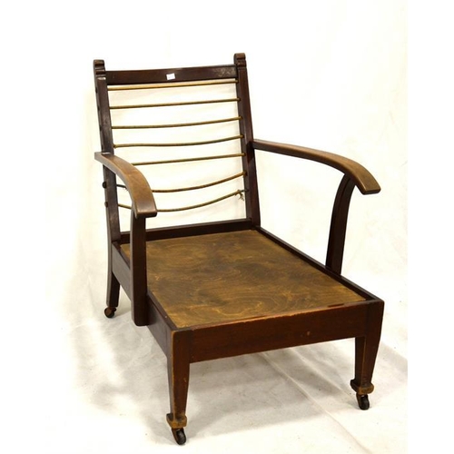 269 - A Parker Knoll easy chair, 1940s, with removable cushions