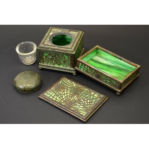 87 - Tiffany Studios, a bronze and glass box, number 800, together with an inkwell, the casket with Pine ... 