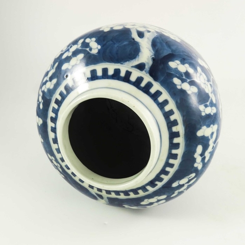 431 - A Chinese blue and white jar, Qing, painted with prunus blossom, character marks with double rings, ... 