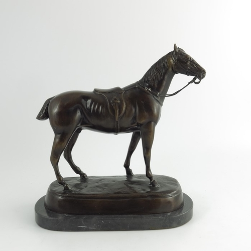 566 - 20th century, bronze figure of a race horse, apparently unsigned, on marble plinth, 29cm high