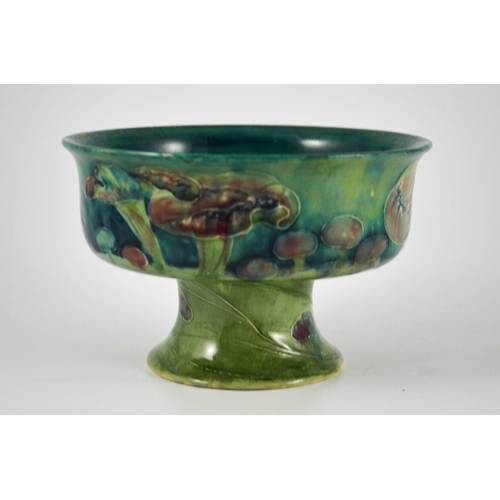 1122 - William Moorcroft for James MacIntyre, a Claremont pedestal bowl, circa 1905, flaredd cylindrical dr... 