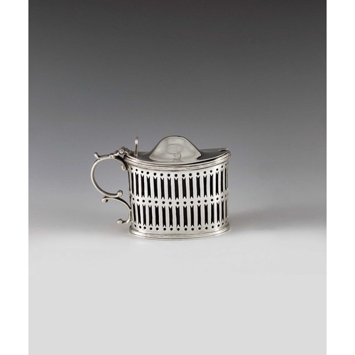 2067 - George Hunter I, London 1787, a George III silver mustard pot, straight sided oval form, reticulated... 