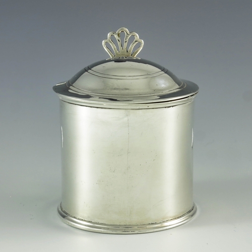 2003 - Robert Piercy, London 1770, a George III silver mustard pot, cylindrical form with domed top, incise... 