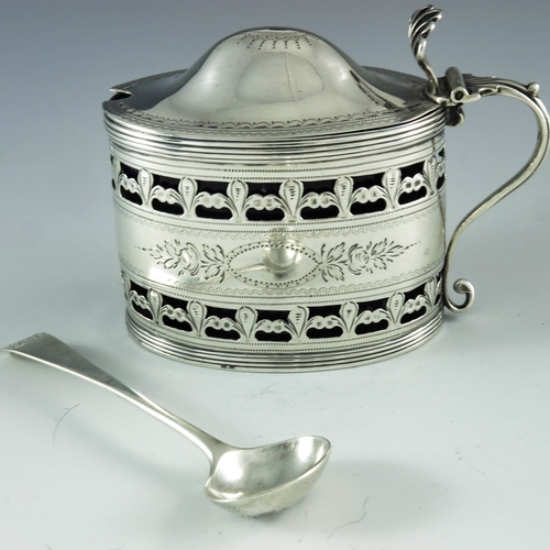 2007 - Peter, Ann and William Bateman, London 1800, a George III silver mustard pot, straight sided oval fo... 