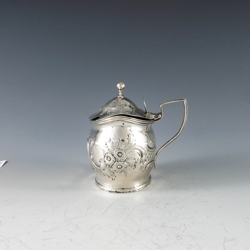 2011 - John Gold, London 1801, a George III silver mustard pot of navette form, the body with moulded and c... 