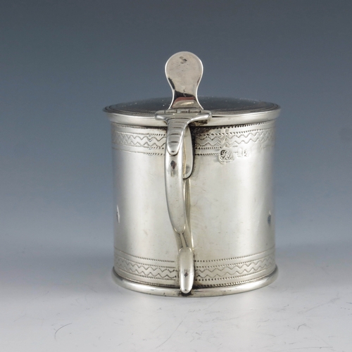 2021 - Gustavus Byrne and William Law, Dublin 1807, a George III Irish silver mustard pot, cylindrical form... 