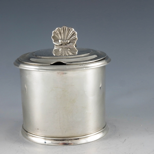 2039 - John McKay, Edinburgh 1817, a George III Scottish silver mustard pot plain cylindrical form with ste... 