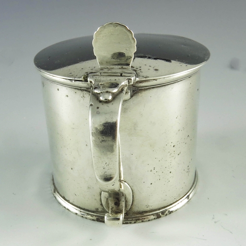 2065 - John Jobson, Newcastle circa 1770, a George III Provincial silver mustard pot of plain cylindrical f... 