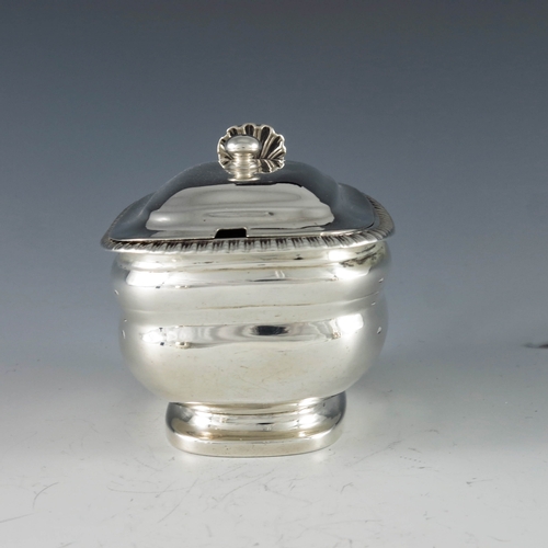 2078 - Rebecca Emes & Edward Barnard I, London 1810, a George III oval silver mustard pot with moulded gird... 