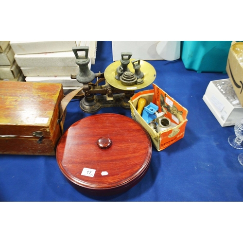 17 - A Spode blue and white cake plate, a Spong mincer,   a set of brass kitchen scales and weights and a... 