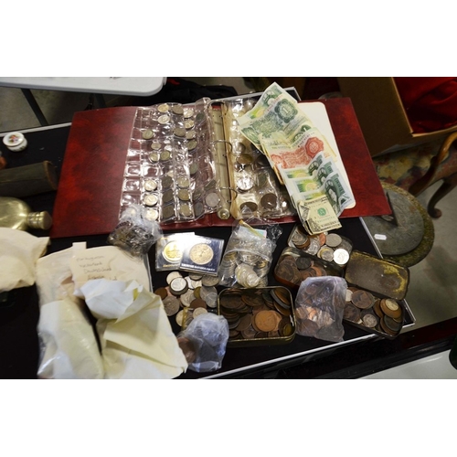 234 - British and world coins and banknotes, including George V and Later shillings, sixpence and pennies,... 