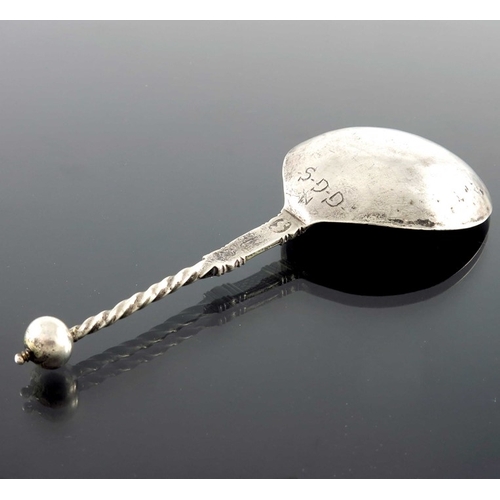 49 - A 17th century Norwegian silver gilt spoon, Johan Schluter, Bergen circa 1630, the pear shaped bowl ... 