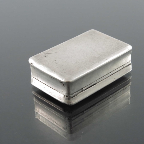 18 - A Chinese export silver snuff box, MK, Canton circa 1870, waisted cuboid form with chased floral gar... 