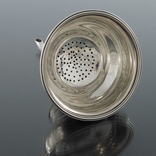 113 - A George III silver wine funnel, James Mince, London 1804, ogee strainer with reeded rim, 14.5cm hig... 