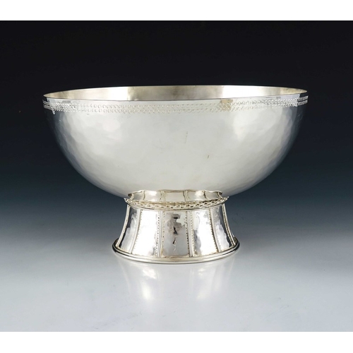 225 - Edward Spencer for the Artificers Guild, an Arts and Crafts silver plated bowl, circa 1915, the plan... 