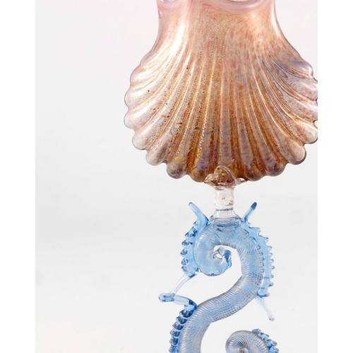 543 - Salviatti (attributed), a Venetian facon de Venise glass pedestal vase, the scallop shell moulded pi... 